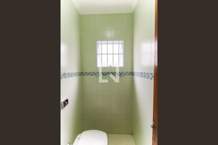 Casa para alugar com 125m², 3 quartos e 3 vagasBanheiro 