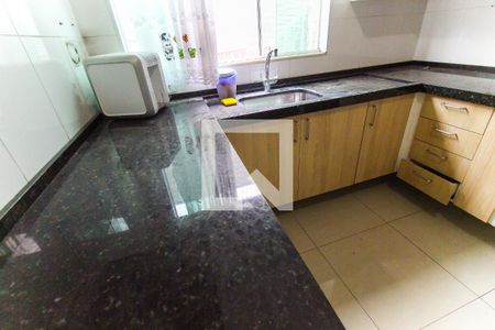 Casa para alugar com 125m², 3 quartos e 3 vagasCozinha 