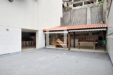 Apartamento à venda com 160m², 3 quartos e 2 vagas Apartamento à venda com 160m², 3 quartos e 2 vagasÁrea comum - Churrasqueira