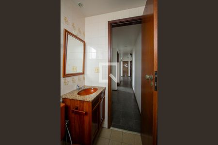 Apartamento à venda com 160m², 3 quartos e 2 vagas Apartamento à venda com 160m², 3 quartos e 2 vagasBanheiro Social