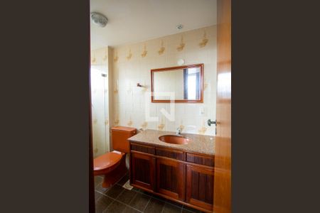 Apartamento à venda com 160m², 3 quartos e 2 vagas Apartamento à venda com 160m², 3 quartos e 2 vagasBanheiro da Suíte