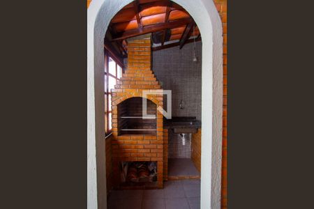 Apartamento à venda com 160m², 3 quartos e 2 vagas Apartamento à venda com 160m², 3 quartos e 2 vagasChurrasqueira