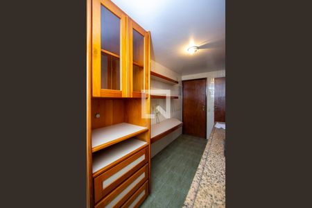 Apartamento à venda com 160m², 3 quartos e 2 vagas Apartamento à venda com 160m², 3 quartos e 2 vagasCozinha