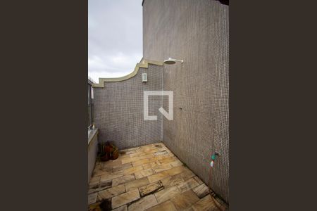 Apartamento à venda com 160m², 3 quartos e 2 vagas Apartamento à venda com 160m², 3 quartos e 2 vagasTerraço