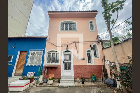 Fachada de casa para alugar com 2 quartos, 143m² em Vila Isabel, Rio de Janeiro