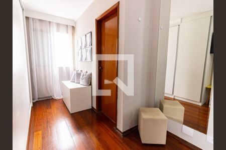 Apartamento à venda com 60m², 1 quarto e 1 vagaSuíte - Closet