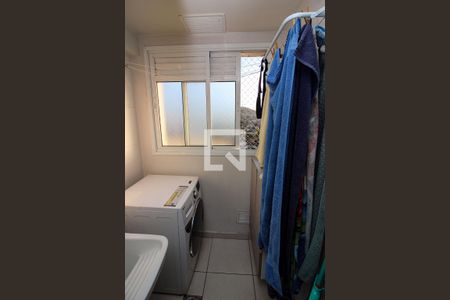 Apartamento à venda com 75m², 3 quartos e 2 vagas Apartamento à venda com 75m², 3 quartos e 2 vagasÁrea de Serviço