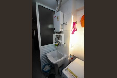 Apartamento à venda com 75m², 3 quartos e 2 vagas Apartamento à venda com 75m², 3 quartos e 2 vagasÁrea de Serviço