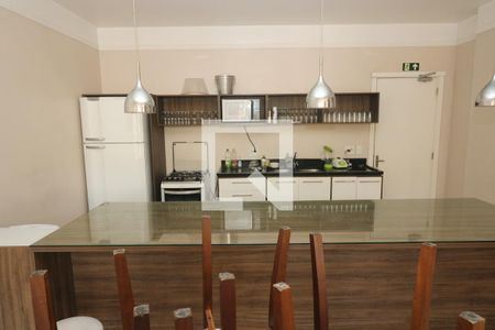Apartamento à venda com 75m², 3 quartos e 2 vagas Apartamento à venda com 75m², 3 quartos e 2 vagasÁrea comum - Salão de festas
