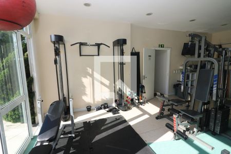 Apartamento à venda com 75m², 3 quartos e 2 vagas Apartamento à venda com 75m², 3 quartos e 2 vagasÁrea comum - Academia