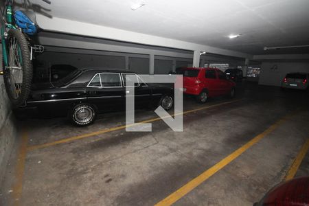 Apartamento à venda com 75m², 3 quartos e 2 vagas Apartamento à venda com 75m², 3 quartos e 2 vagasGaragem