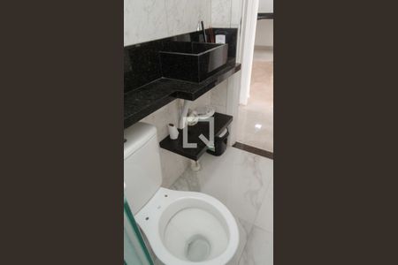 Apartamento à venda com 48m², 2 quartos e sem vaga Apartamento à venda com 48m², 2 quartos e sem vagaBanheiro