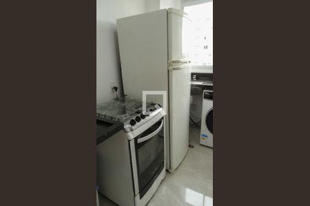 Apartamento à venda com 48m², 2 quartos e sem vaga Apartamento à venda com 48m², 2 quartos e sem vagaBanheiro