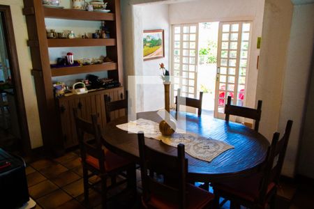 Casa para alugar com 1243m², 4 quartos e 5 vagasCopa