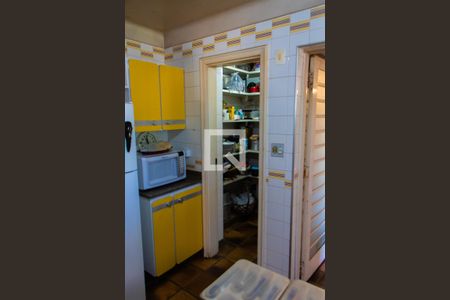 Casa para alugar com 1243m², 4 quartos e 5 vagasCozinha