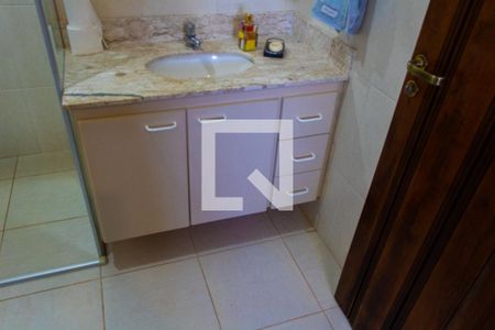 Casa para alugar com 1243m², 4 quartos e 5 vagasBanheiro