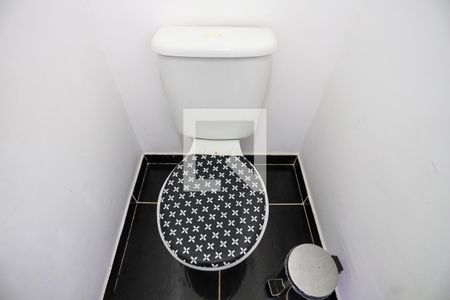 Casa de condomínio para alugar com 120m², 3 quartos e 2 vagas Casa de condomínio para alugar com 120m², 3 quartos e 2 vagasLavabo - detalhes