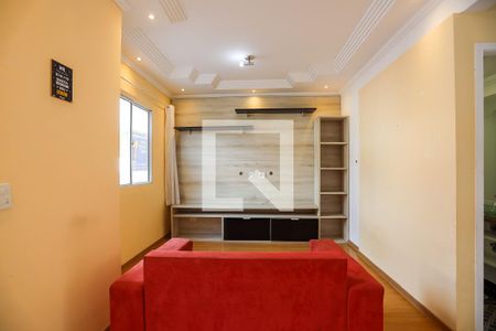 Sala  de casa de condomínio para alugar com 3 quartos, 120m² em Jardim Primavera, Cotia
