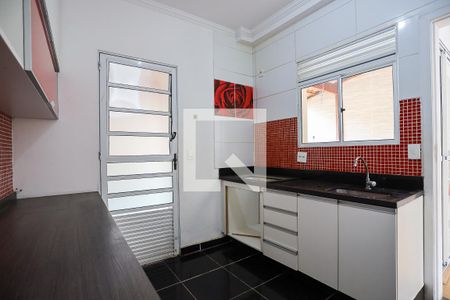 Casa de condomínio para alugar com 120m², 3 quartos e 2 vagas Casa de condomínio para alugar com 120m², 3 quartos e 2 vagasCozinha