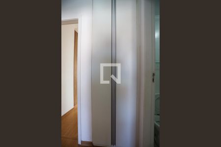 Casa de condomínio para alugar com 120m², 3 quartos e 2 vagas Casa de condomínio para alugar com 120m², 3 quartos e 2 vagasRoupeiro