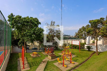 Casa de condomínio para alugar com 120m², 3 quartos e 2 vagas Casa de condomínio para alugar com 120m², 3 quartos e 2 vagasÁrea comum - ginástica ao ar livre