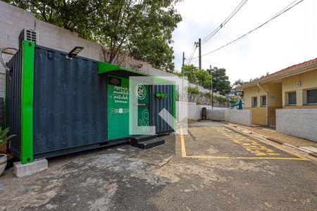 Casa de condomínio para alugar com 120m², 3 quartos e 2 vagas Casa de condomínio para alugar com 120m², 3 quartos e 2 vagasÁrea comum - minimercado