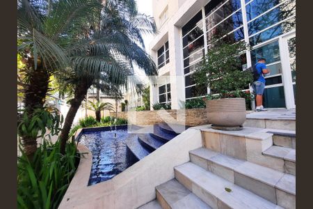 Apartamento para alugar com 38m², 1 quarto e 1 vagaFachada