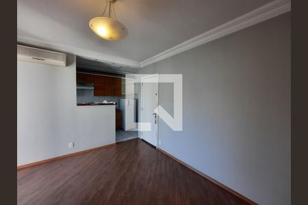 Sala de apartamento para alugar com 1 quarto, 38m² em Vila Olímpia, São Paulo