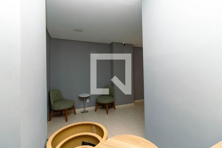 Apartamento à venda com 37m², 2 quartos e sem vagaÁrea comum 