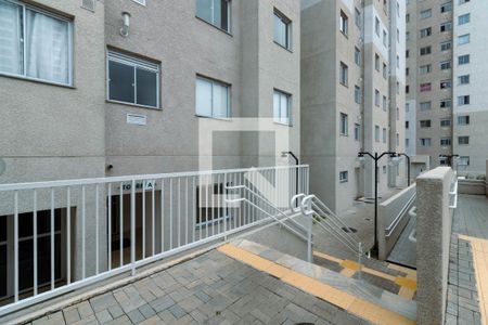 Apartamento à venda com 37m², 2 quartos e sem vagaÁrea comum