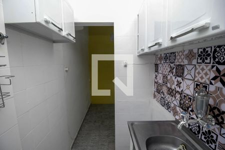 Cozinha de kitnet/studio para alugar com 1 quarto, 16m² em Santa Teresa, Rio de Janeiro