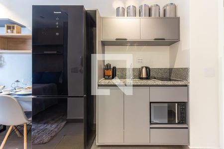Cozinha de kitnet/studio para alugar com 1 quarto, 28m² em Bela Vista, São Paulo