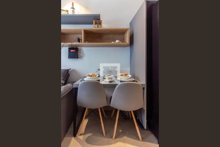 Studio - Mesa de kitnet/studio para alugar com 1 quarto, 28m² em Bela Vista, São Paulo