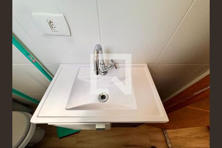 Lavabo de apartamento à venda com 2 quartos, 108m² em Vila Pinheirinho, Santo André
