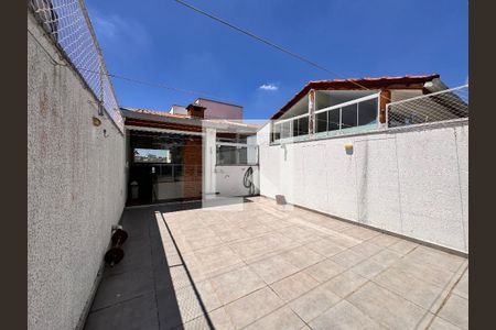 Apartamento à venda com 108m², 2 quartos e 1 vagaCobertura