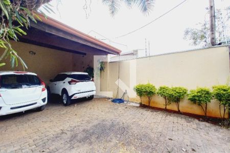 Casa à venda com 287m², 4 quartos e 2 vagasGaragem