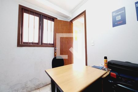 Casa à venda com 287m², 4 quartos e 2 vagasQuarto de Serviço