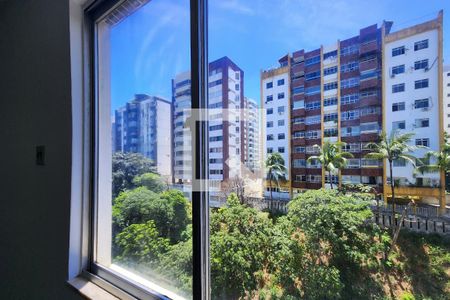 Quarto 1 de apartamento para alugar com 4 quartos, 198m² em Acupe de Brotas, Salvador