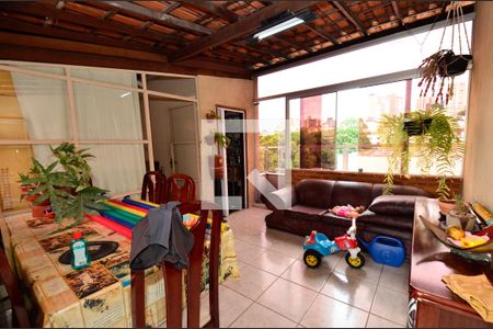 Apartamento à venda com 190m², 5 quartos e 2 vagasCobertura