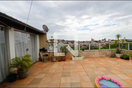 Apartamento à venda com 190m², 5 quartos e 2 vagasTerraço