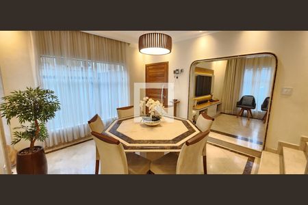 Sala de casa para alugar com 5 quartos, 230m² em Boqueirão, Santos