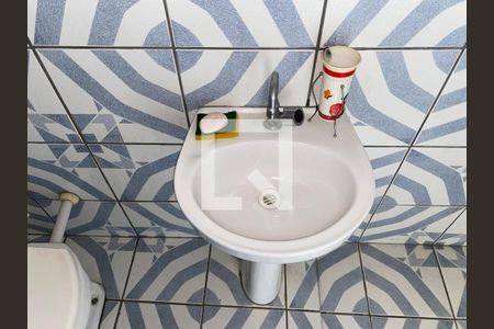 Casa à venda com 240m², 7 quartos e 2 vagasBanheiro 3