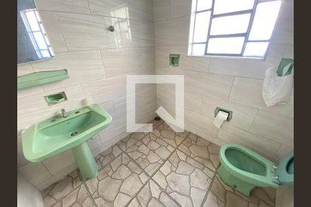 Casa à venda com 240m², 7 quartos e 2 vagasBanheiro 1