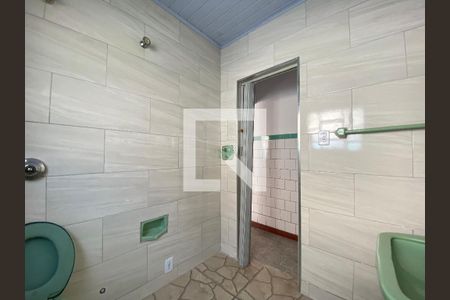 Casa à venda com 240m², 7 quartos e 2 vagasBanheiro 1