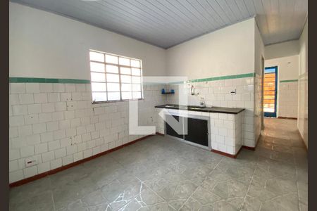 Casa à venda com 240m², 7 quartos e 2 vagas Casa à venda com 240m², 7 quartos e 2 vagasCozinha 1