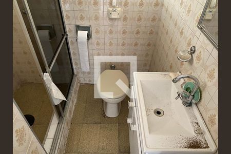 Casa à venda com 240m², 7 quartos e 2 vagasBanheiro 2