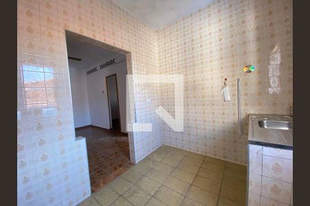 Casa à venda com 240m², 7 quartos e 2 vagasCozinha 2