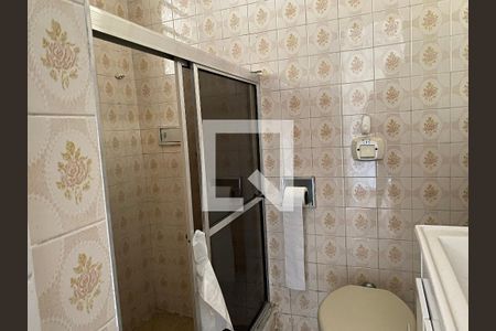 Casa à venda com 240m², 7 quartos e 2 vagasBanheiro 2
