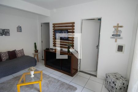 Sala de casa para alugar com 2 quartos, 50m² em Jardim Primavera, Duque de Caxias
