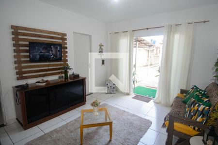Sala de casa para alugar com 2 quartos, 50m² em Jardim Primavera, Duque de Caxias